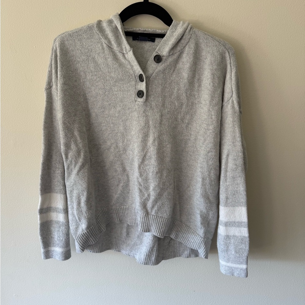 American Eagle Outfitters Light Gray Hooded V-Neck Henley Sweater